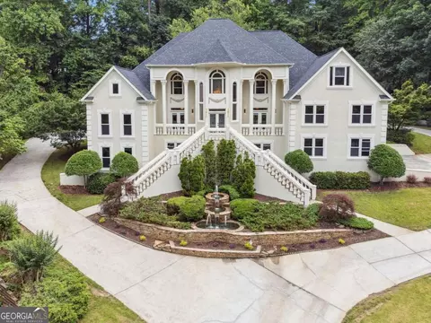 1689 Mountain Shadow, Stone Mountain, GA 30087