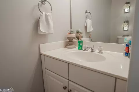 11015 Glenbarr Dr, Duluth, GA 30097 photo 8