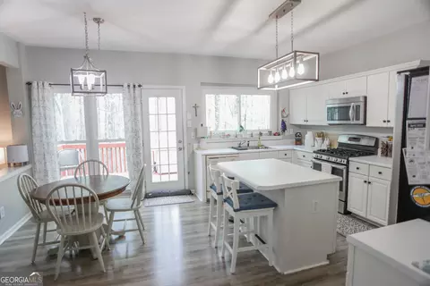11015 Glenbarr Dr, Duluth, GA 30097 photo 3