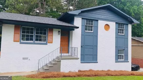 3589 Eisenhower Cir SE, Atlanta, GA 30354