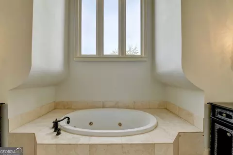 Bath - 8385 Royal Melbourne Way, Duluth, GA 30097 photo 3 of 7