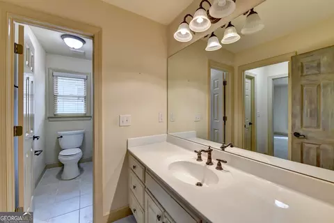 Bath - 8385 Royal Melbourne Way, Duluth, GA 30097 photo 7 of 7