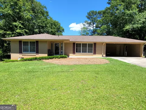 408 Hedlund Dr, Warner Robins, GA 31088