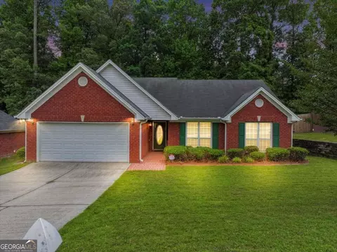 2735 Freemans Walk Dr, Dacula, GA 30019