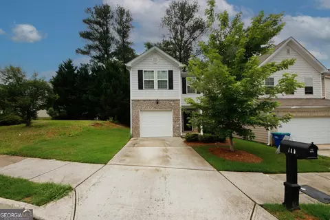 2365 Hackamore Dr, Atlanta, GA 30349