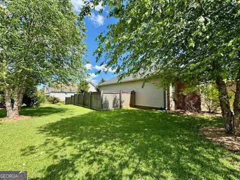 308 Amber Dr, Byron, GA 31008 photo 3