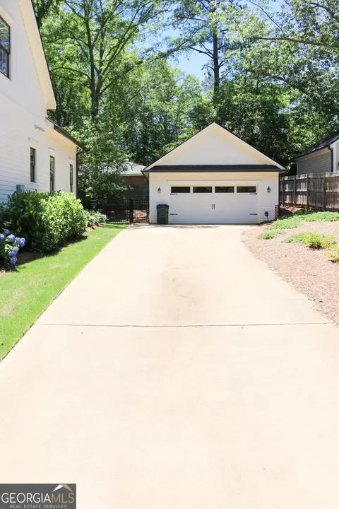 802 Bacon St, Madison, GA 30650 photo 2