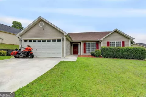 880 Amelia Grove Ln, Lawrenceville, GA 30045