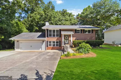 2868 River Rd, Decatur, GA 30034