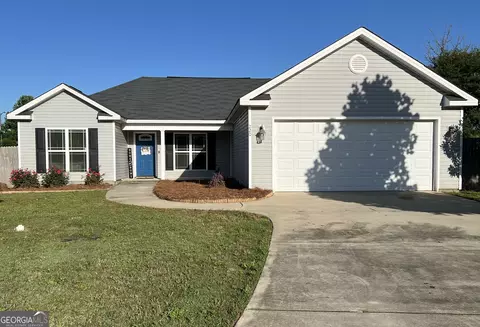 220 Winsted Ct, Perry, GA 31069