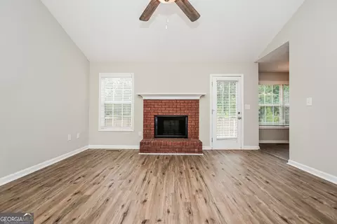 80 Shadowbrook Dr, Covington, GA 30016 photo 4