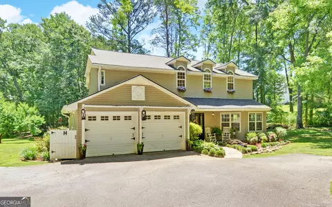 90 Manor Oaks Trl, Toccoa, GA 30577 photo 2