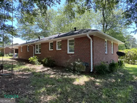 264 E Broad St, Winder, GA 30680 photo 29