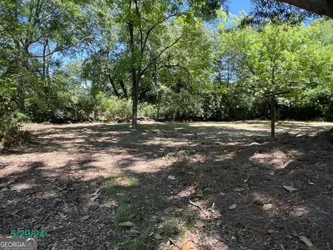 264 E Broad St, Winder, GA 30680 photo 32