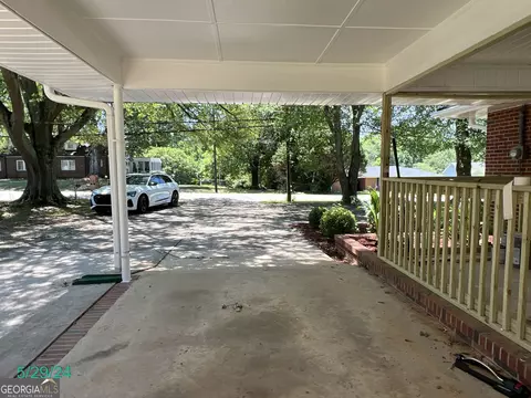 264 E Broad St, Winder, GA 30680 photo 35
