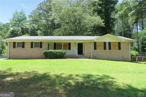 5883 Margaret Cir, Atlanta, GA 30349