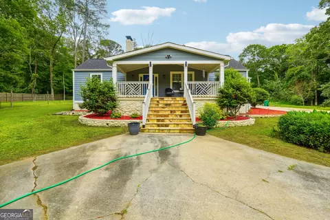 2165 River Rd, Ellenwood, GA 30294