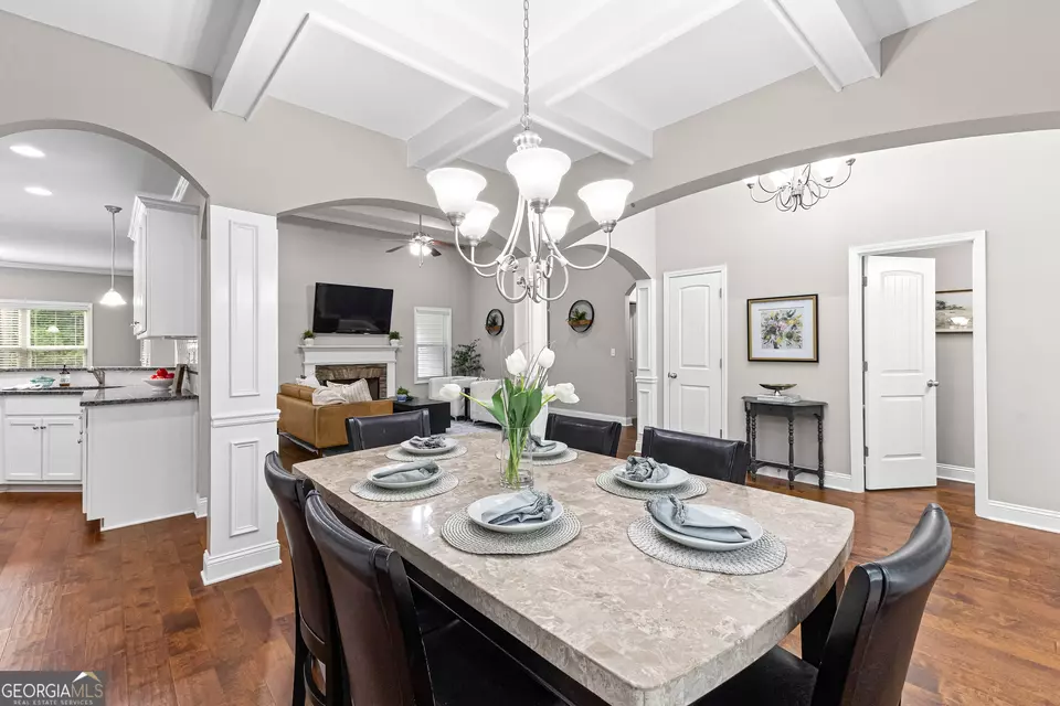 Dining - 140 Woolsey Park Dr, Fayetteville, GA 30215 photo 3 of 7