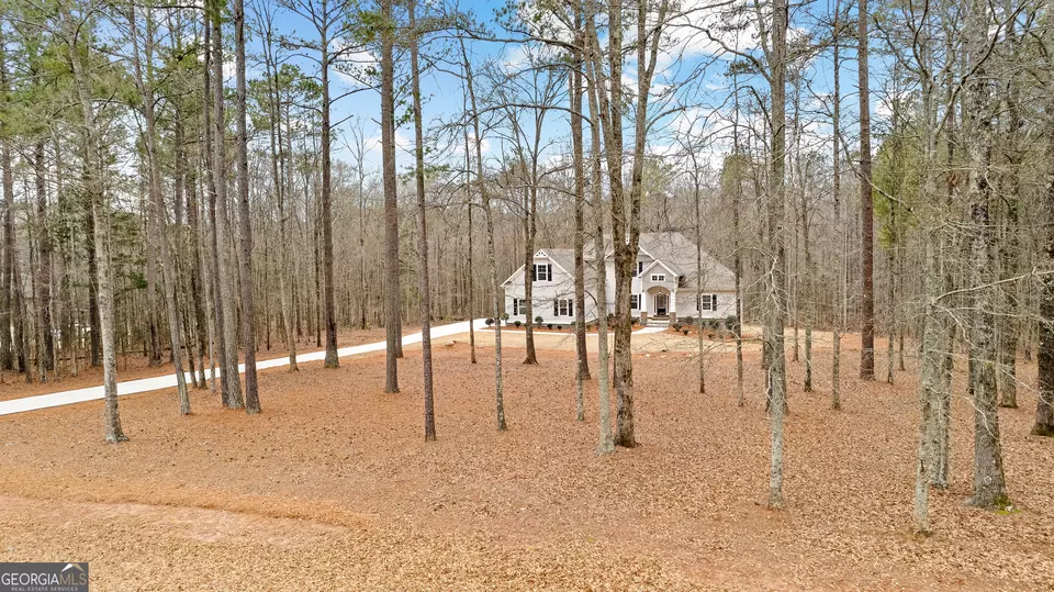 Exterior - 140 Woolsey Park Dr, Fayetteville, GA 30215 photo 4 of 16