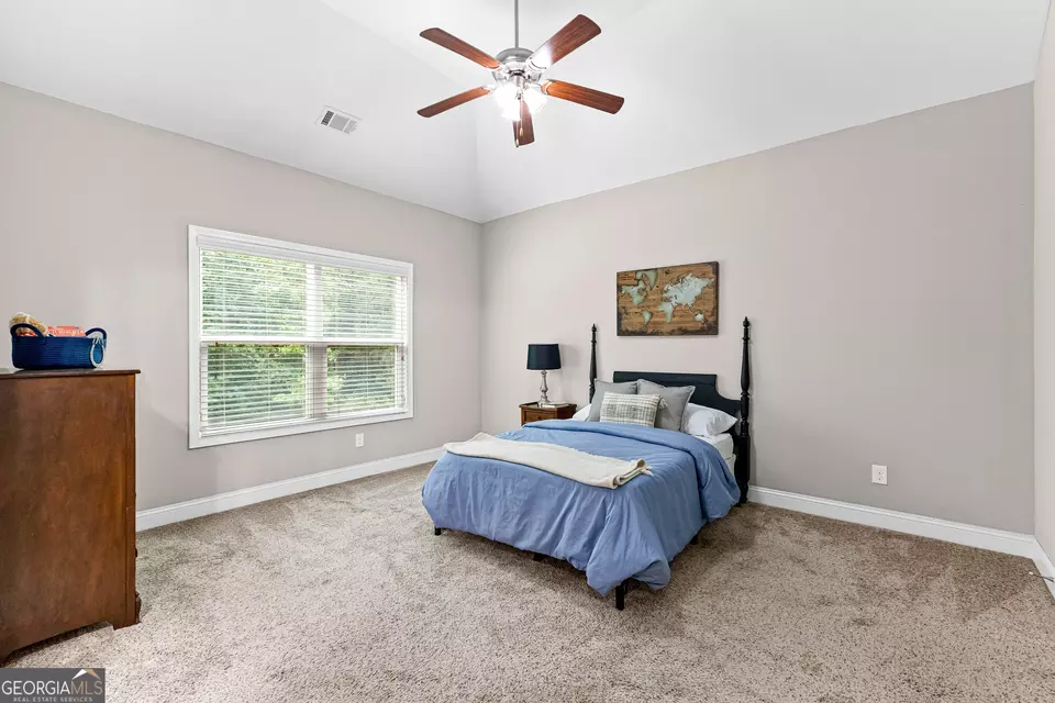 Bedroom - 140 Woolsey Park Dr, Fayetteville, GA 30215 photo 4 of 10