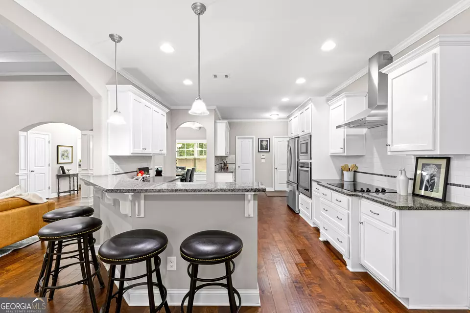 Kitchen - 140 Woolsey Park Dr, Fayetteville, GA 30215 photo 3 of 8