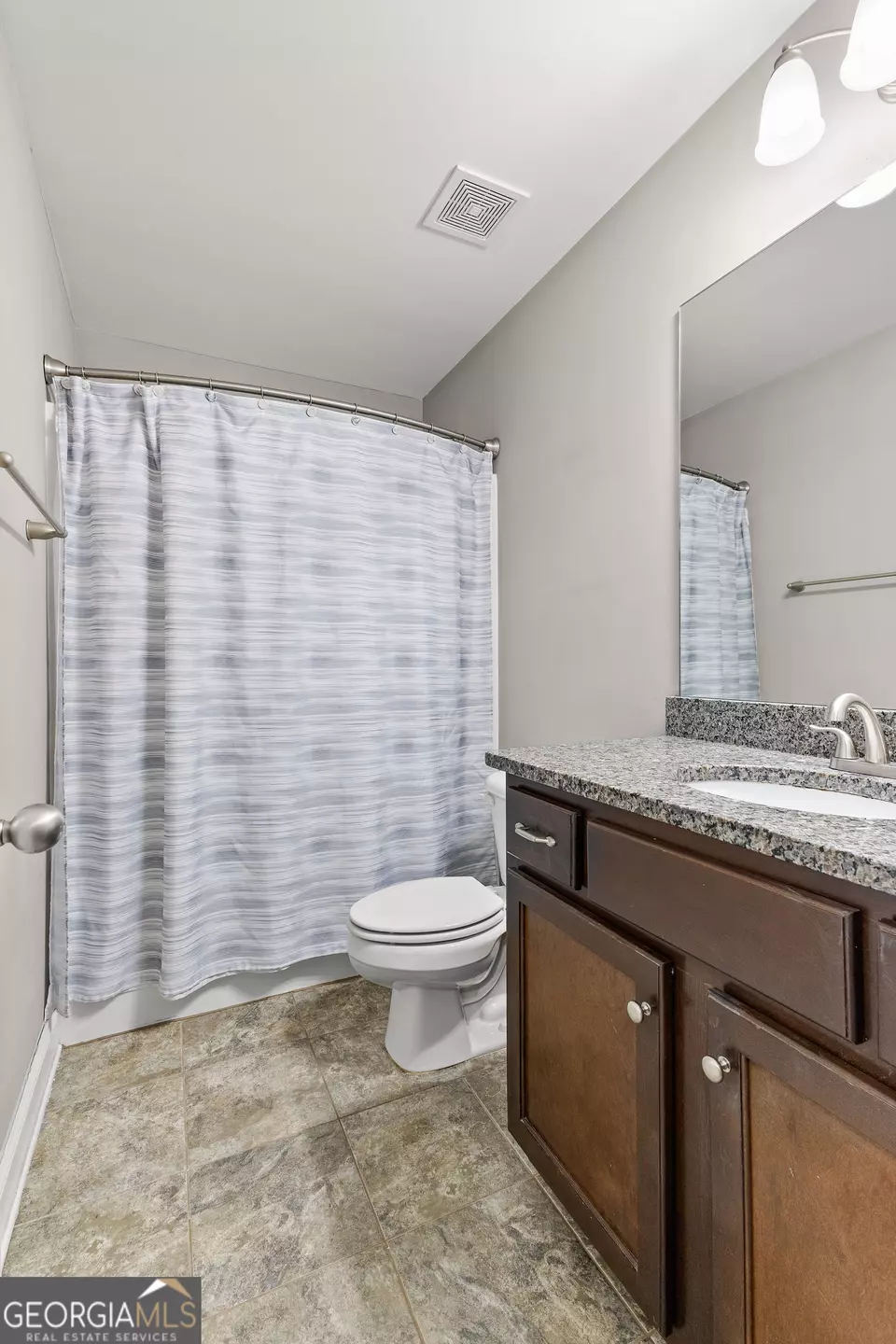Bath - 140 Woolsey Park Dr, Fayetteville, GA 30215 photo 4 of 4