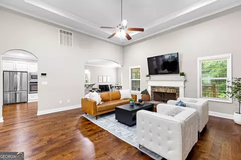 Living - 140 Woolsey Park Dr, Fayetteville, GA 30215 photo 1 of 3