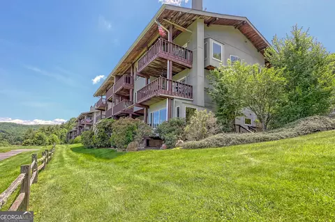 147 Valley View Cir #2001, Sky Valley, GA 30537