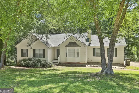79 Brenda Ellen Dr, Newnan, GA 30265