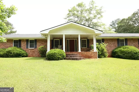 1221 Lee Peters Rd, Loganville, GA 30052