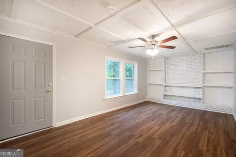 586 Hudson Rd, Lagrange, GA 30240 photo 2