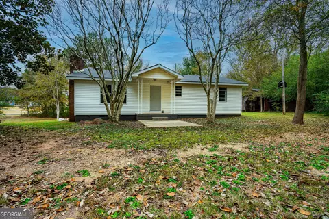 586 Hudson Rd, Lagrange, GA 30240