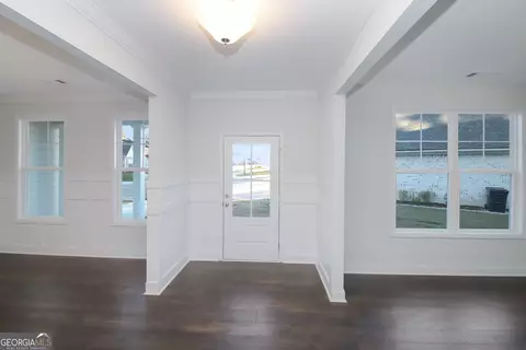 Entry Way - 108 Loch Ct #108, Lagrange, GA 30241 photo 2 of 4