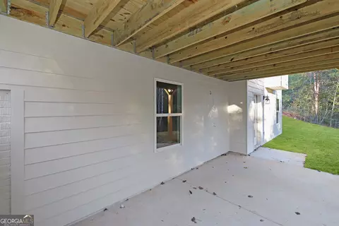 Exterior - 320 Linman Dr, Lagrange, GA 30241 photo 6 of 9