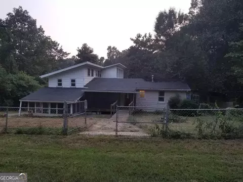 275 Robin Hood Ln, Hampton, GA 30228