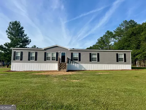 28218 Canoochee Rd, Metter, GA 30439