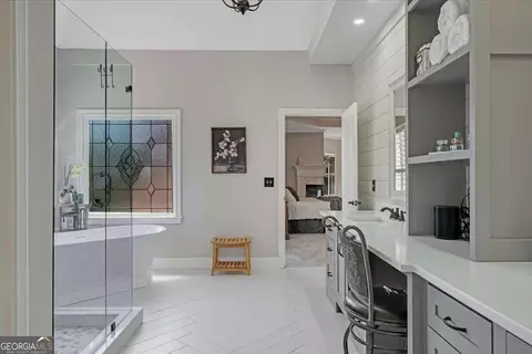 Bath - 6920 Kettering Ln, Suwanee, GA 30024 photo 5 of 10