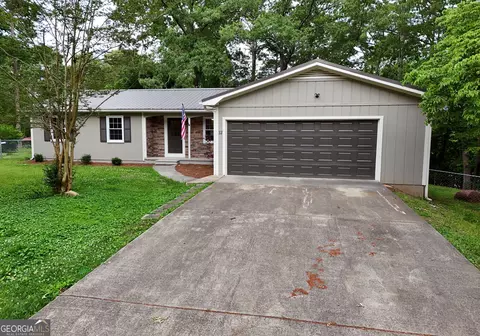 12 Pine St, Ellijay, GA 30540