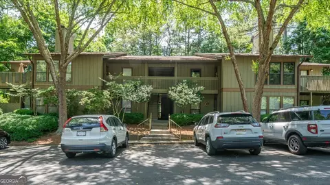 309 Dunbar Dr, Atlanta, GA 30338