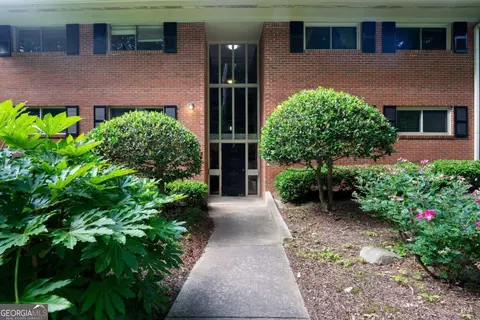 1111 Clairemont Ave #F2, Decatur, GA 30030