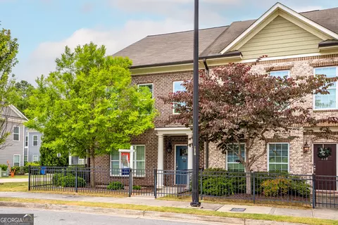 896 Westmoreland Cir NW, Atlanta, GA 30318