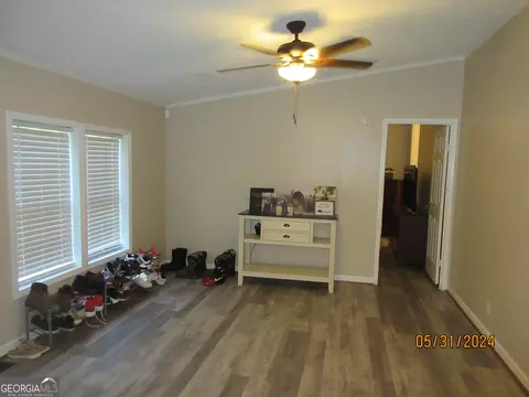 127 Thomas Rd, Milner, GA 30257 photo 12
