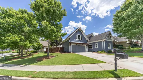 10 Crestwicke Ct, Newnan, GA 30265