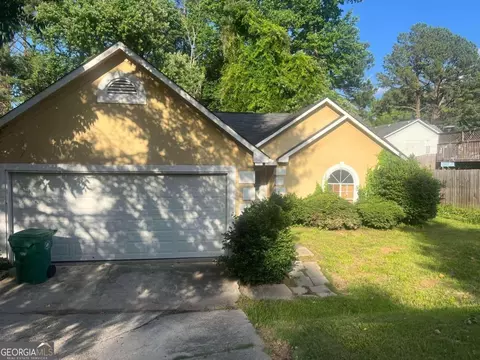 7092 Shore Rd, Lithonia, GA 30058