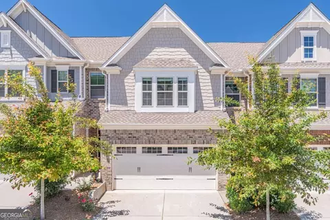 2050 Lanier Harbor Pt, Buford, GA 30518