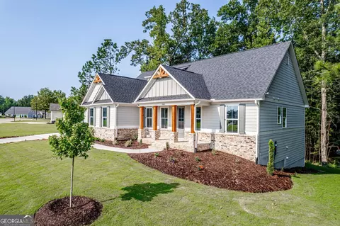 1040 Hidden Hills Cir, Greensboro, GA 30642