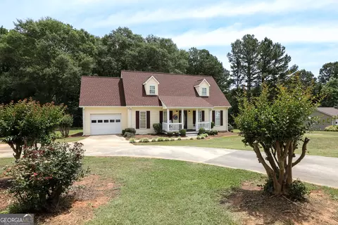 209 Adams Place Dr, Royston, GA 30662