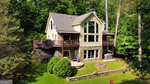 9 Alma Ct, Ellijay, GA 30540
