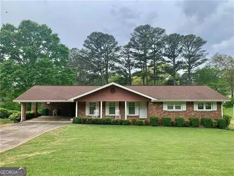 2962 Greenrock Trl, Atlanta, GA 30340