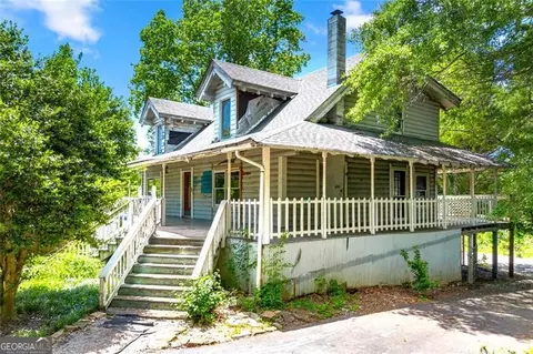 83 Crestlawn Dr, Toccoa, GA 30577 photo 3
